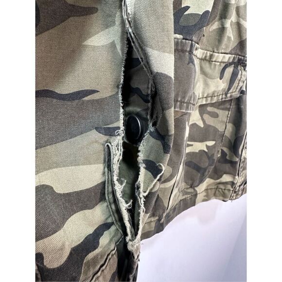 Ashley by 26 International women’s camo utility jacket size Small.  #14-1139 - Picture 9 of 10